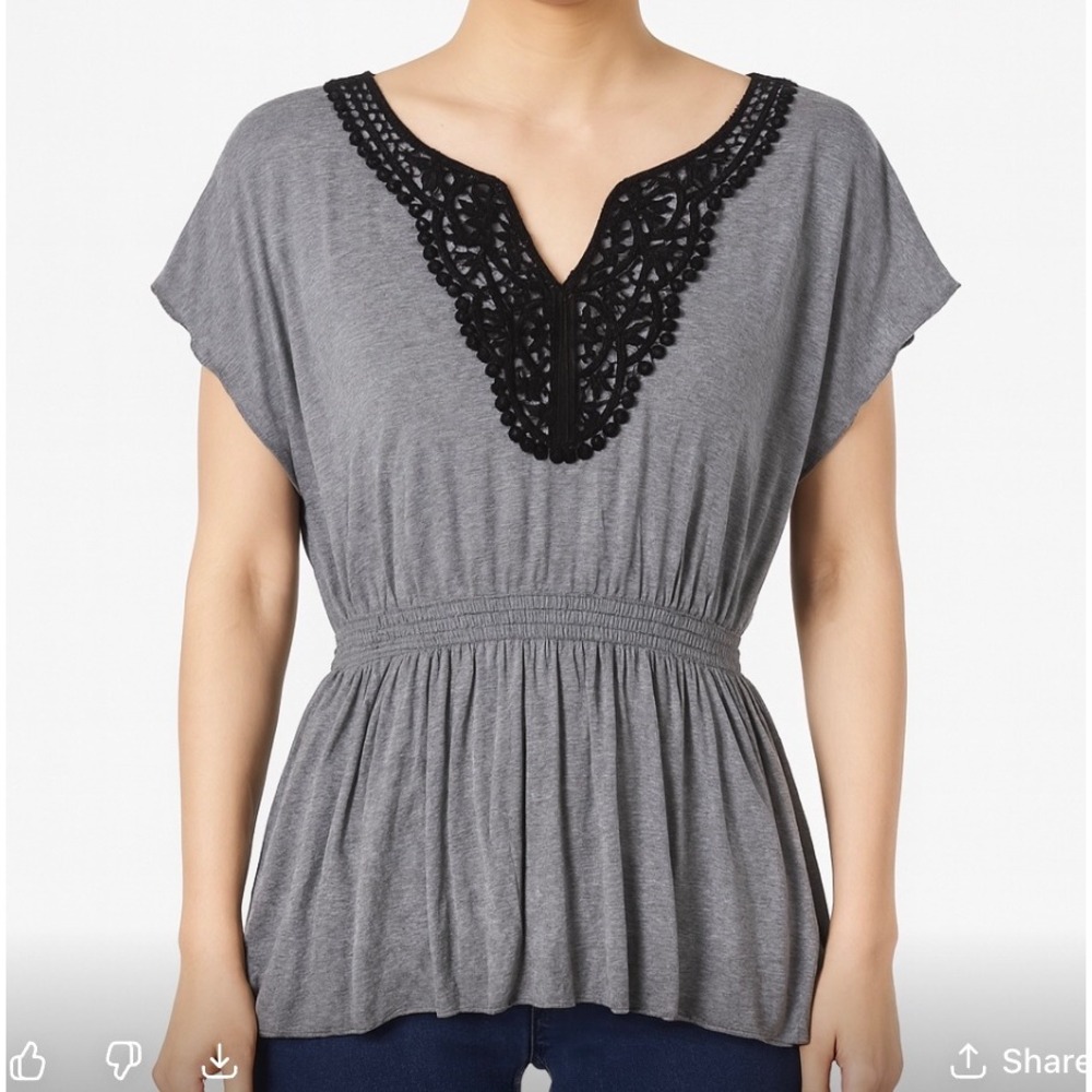 AB Studio‎ Women's Gray Tunic Top with Black Lace V-Neck - Size L